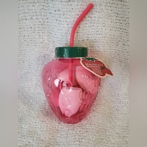 Strawberry 🍓 Cup with Straw & 5 Beauty Blenders NWT